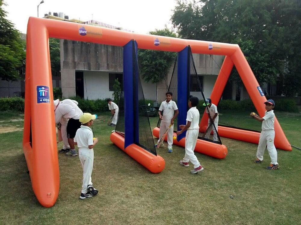 fun-inflatable-cricket