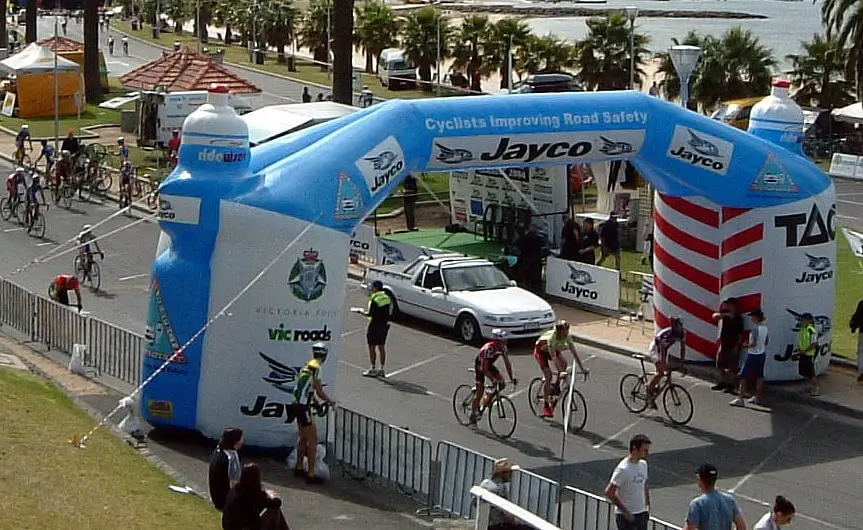 bike-race-event-arch