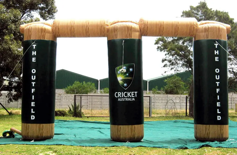 stumps-arch