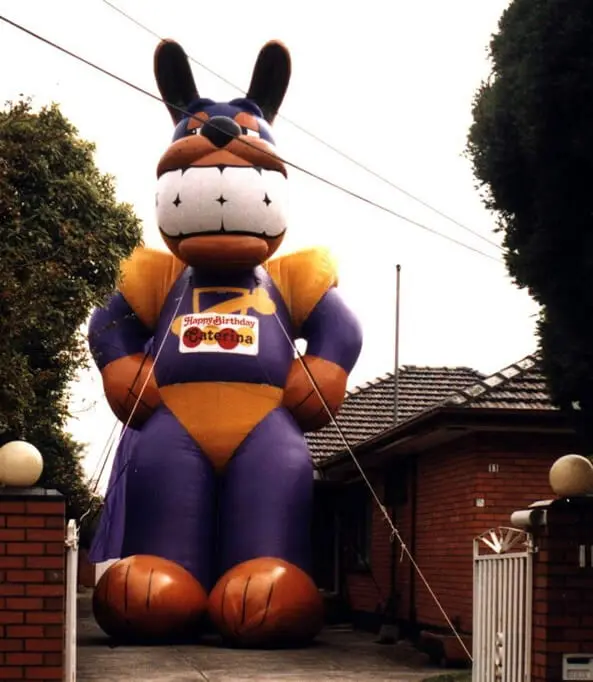giant-custom-dog-inflatable-character