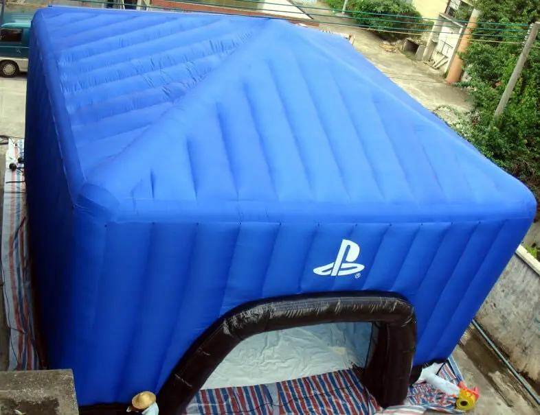 blue-cube-inflatable-structure