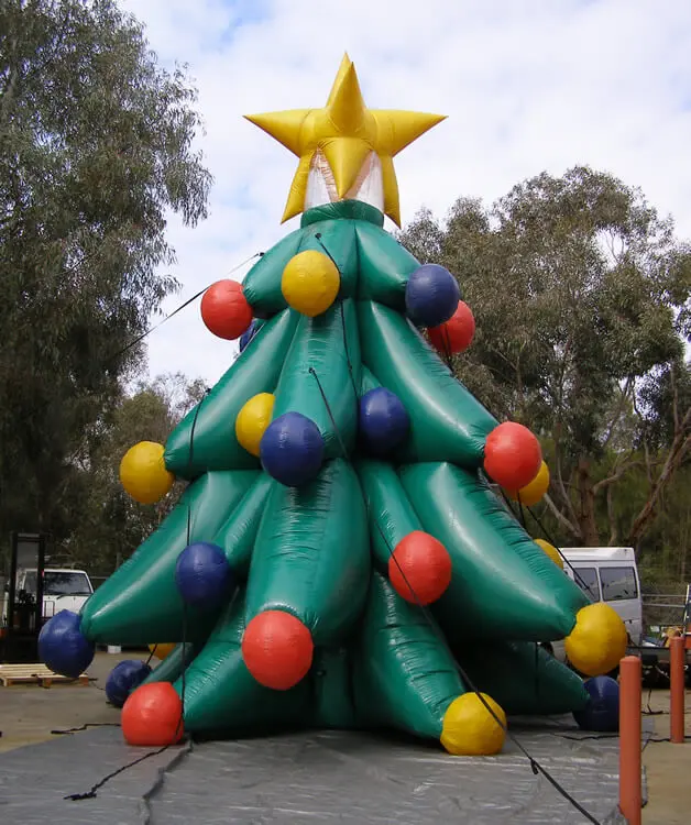 christmas-tree-inflatable