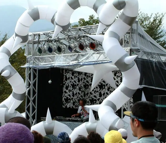 custom-shape-festival-event-inflatable