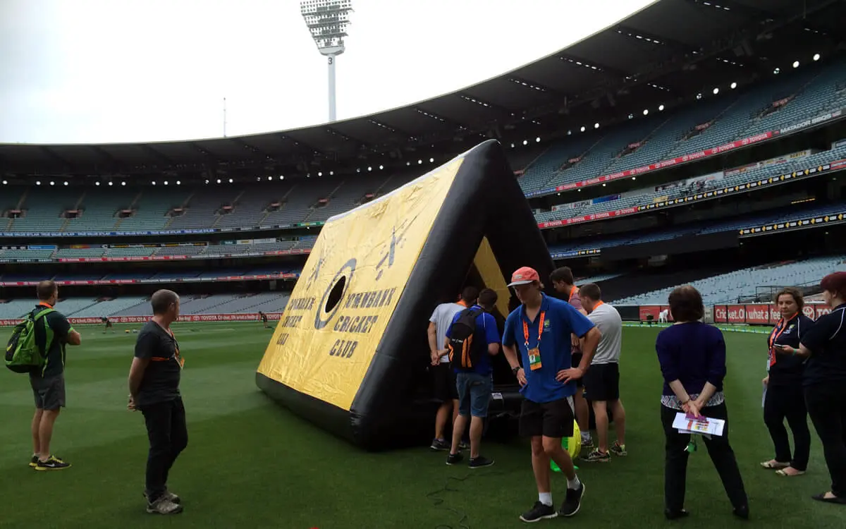 event-custom-inflatable-billboard