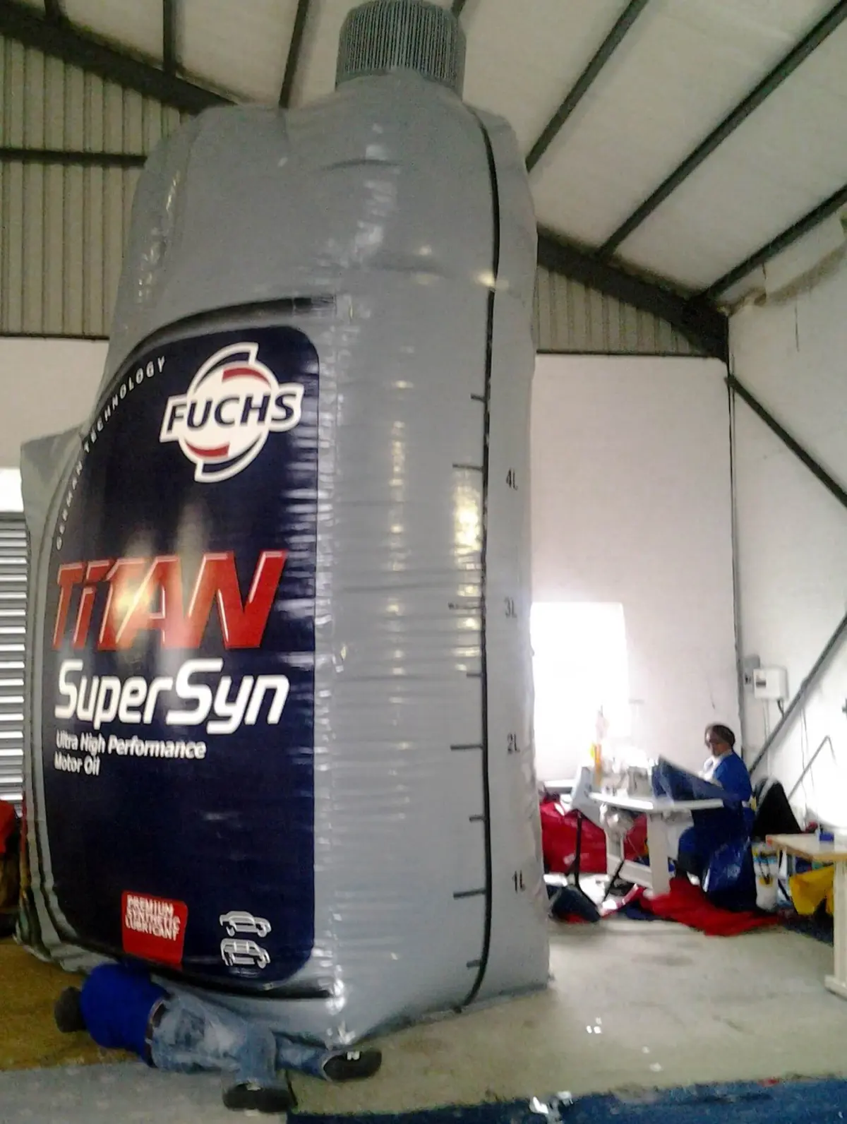 custom-shape-oil-can-inflatable