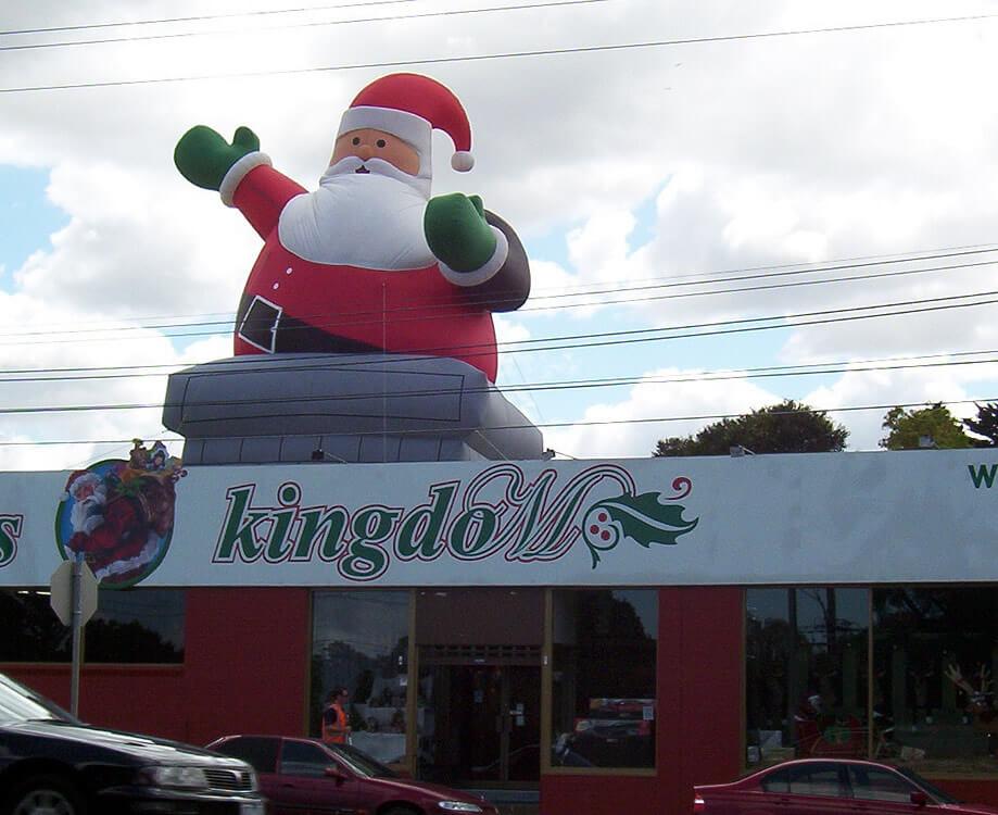 giant-santa-mascot