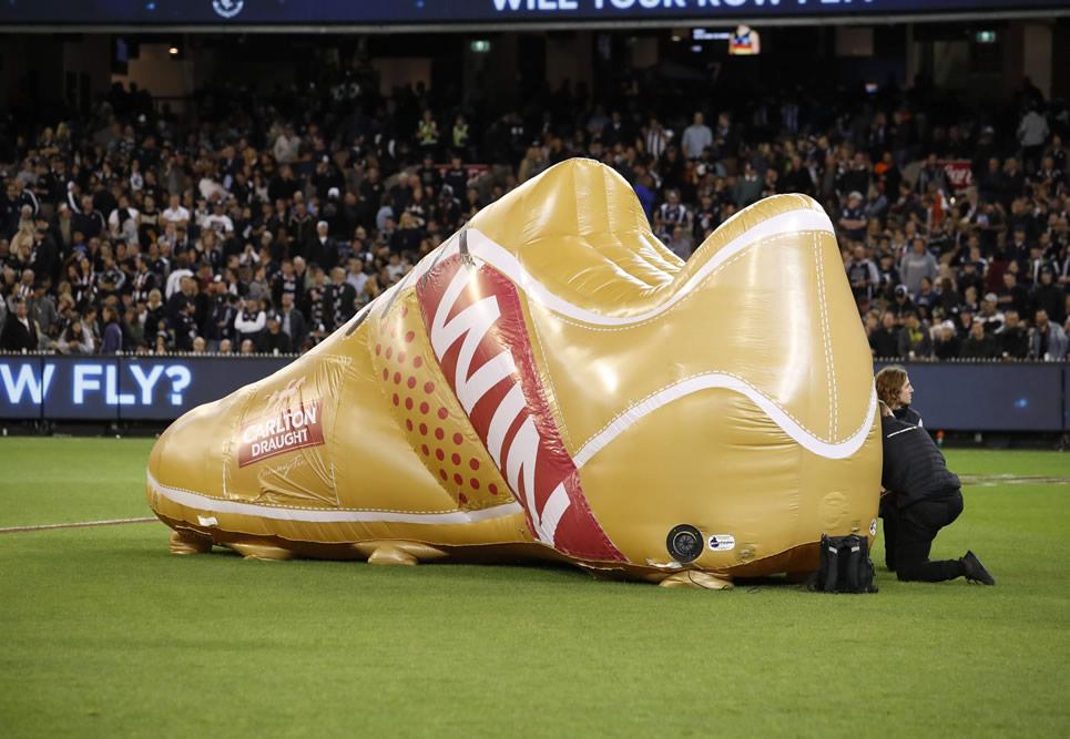 giant-inflatable-sports-shoe